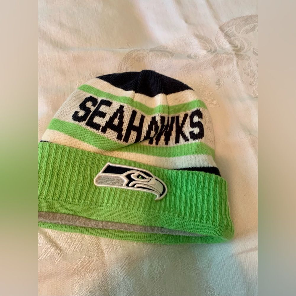 Seahawks toboggan - Picture 3 of 3